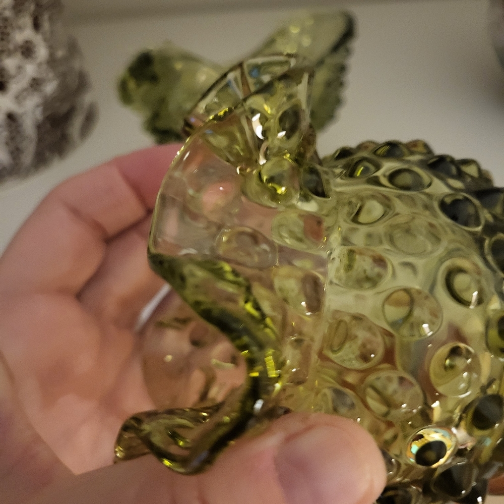 VINTAGE FENTON GLASS DECOR - Picture 4 of 5